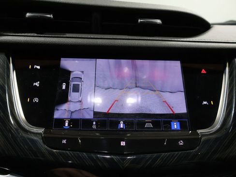 Used 2021 Cadillac XT6 Premium Luxury image 30