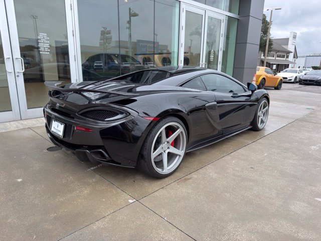 Used 2017 McLaren 570S Coupe RWD image 4