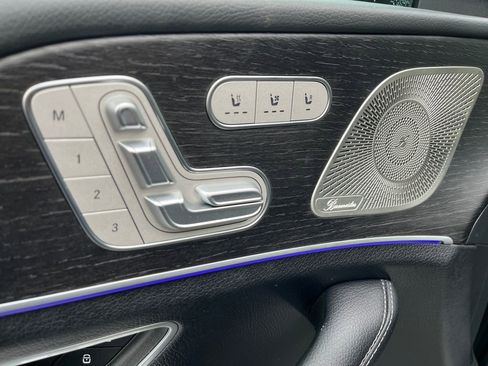 Certified 2025 Mercedes-Benz GLS 450 4MATIC image 21