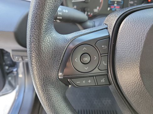 Used 2025 Toyota Corolla LE w/ Convenience Package FWD image 25