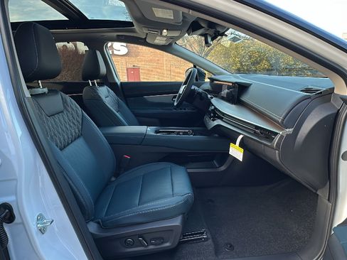 New 2026 Nissan Murano Platinum w/ Cargo Package image 13