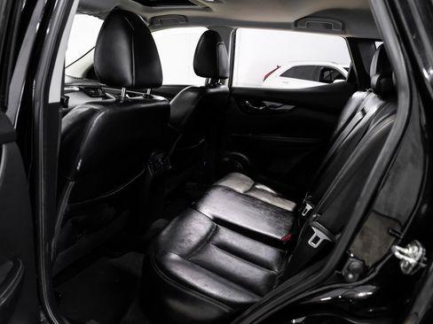 Used 2019 Nissan Rogue Sport SL w/ Premium Package image 43