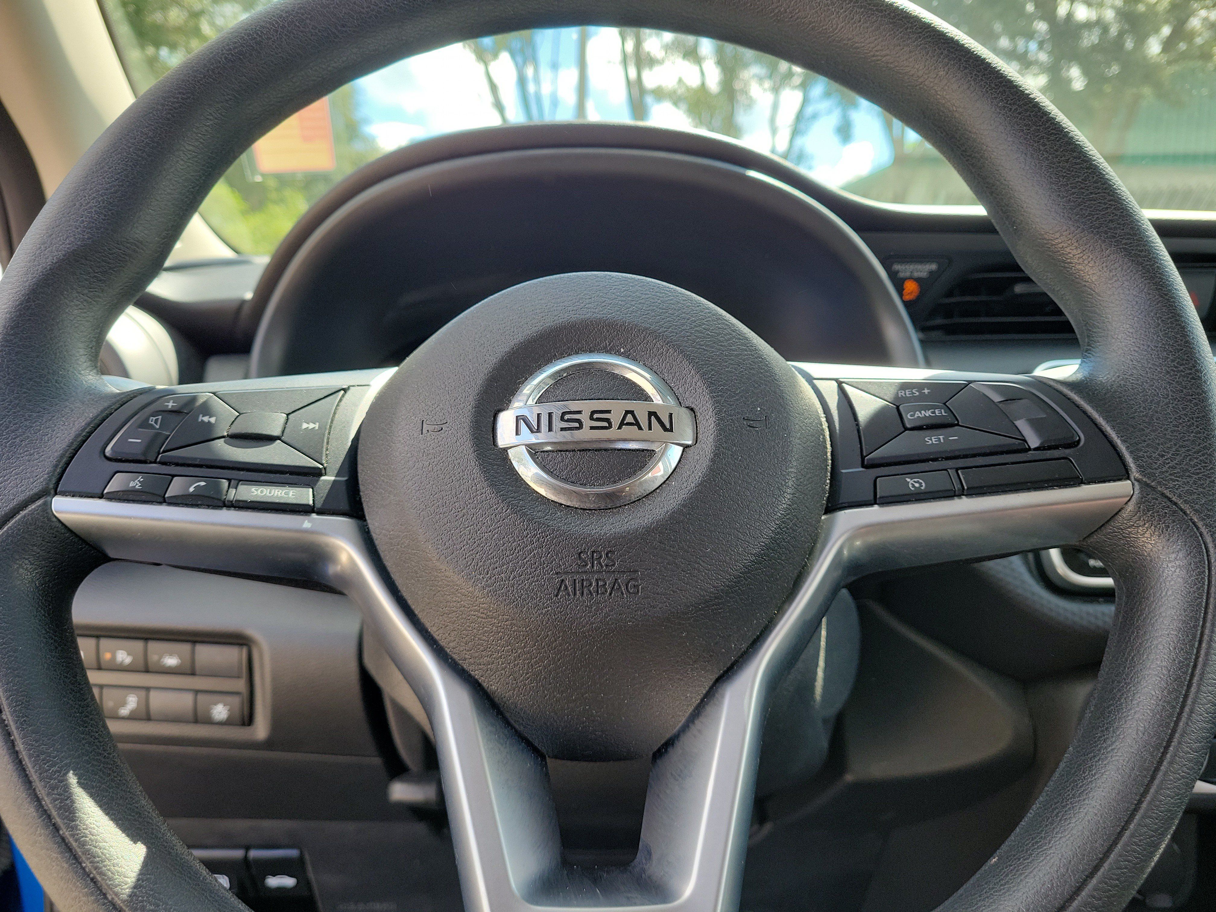 Certified 2021 Nissan Kicks S FWD image 21