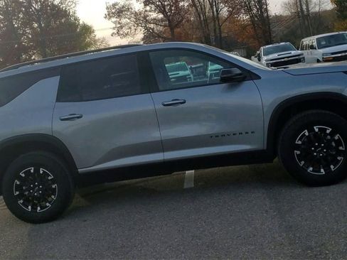 Used 2025 Chevrolet Traverse Z71 w/ Driver Confidence Package image 9