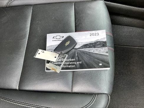 Used 2023 Chevrolet Suburban RST image 36