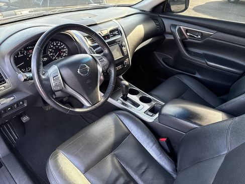 Used 2014 Nissan Altima 3.5 SL w/ Technology Package image 30