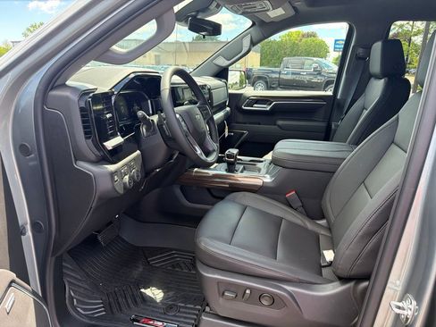 New 2026 Chevrolet Silverado 1500 RST AWD/4WD image 8