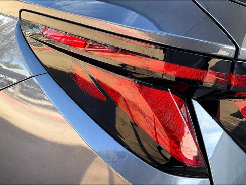 Used 2022 Hyundai Tucson SEL image 25