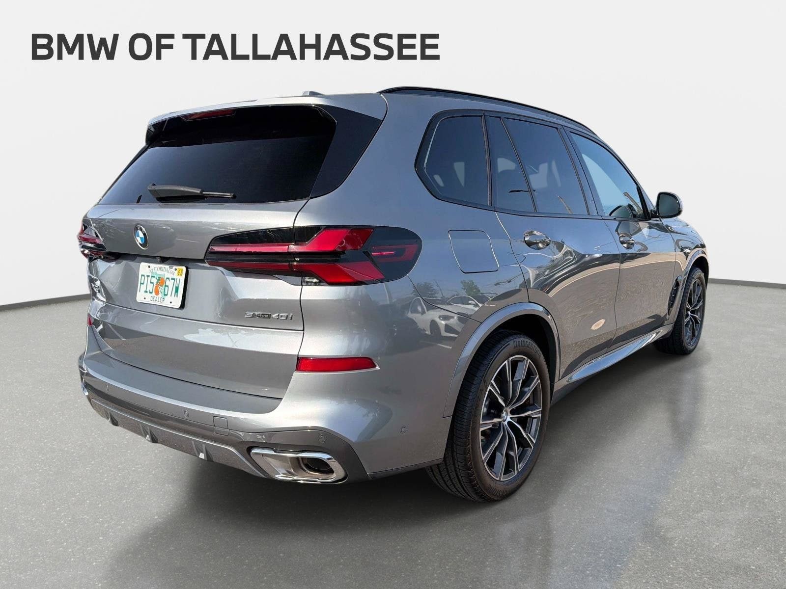 Used 2024 BMW X5 sDrive40i w/ M Sport Package RWD image 5
