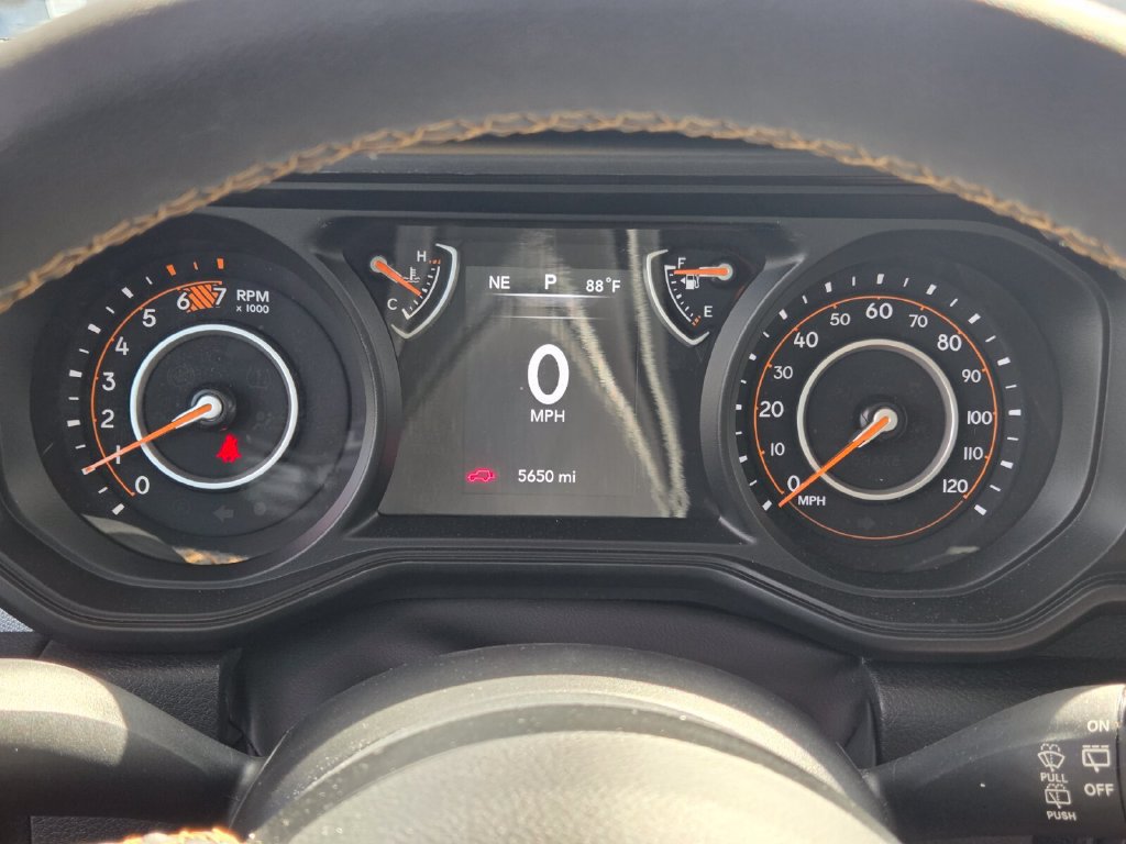 Used 2024 Jeep Wrangler Unlimited Sport AWD/4WD image 15