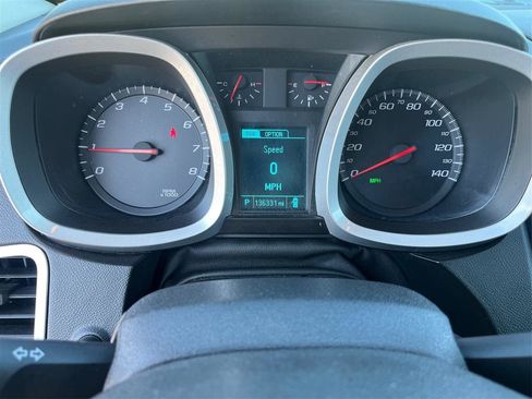 Used 2016 Chevrolet Equinox LT w/ Convenience Package image 16