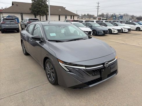 New 2026 Nissan Sentra SL w/ Floor Mat Package image 8