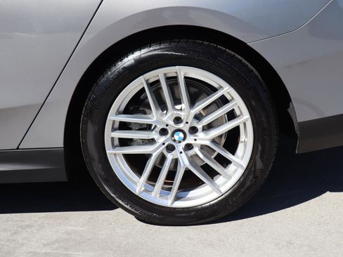 Used 2025 BMW 530i image 8