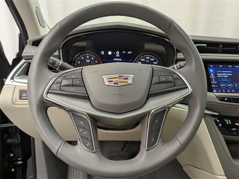 Certified 2023 Cadillac XT5 Premium Luxury w/ Technology Package image 10