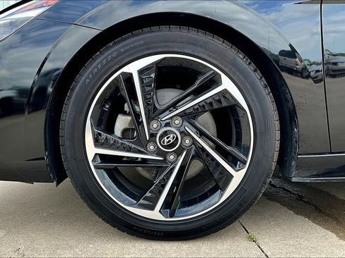Used 2022 Hyundai Elantra N Line image 11