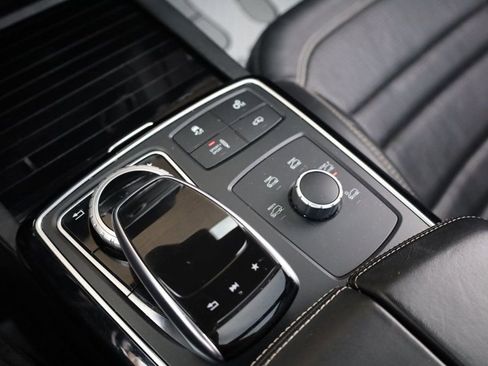 Used 2018 Mercedes-Benz GLE 63 AMG AMG GLE 63 4MATIC SUV image 42