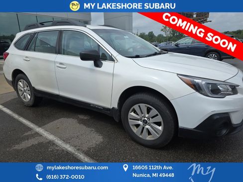 Used 2018 Subaru Outback 2.5i AWD/4WD image 1