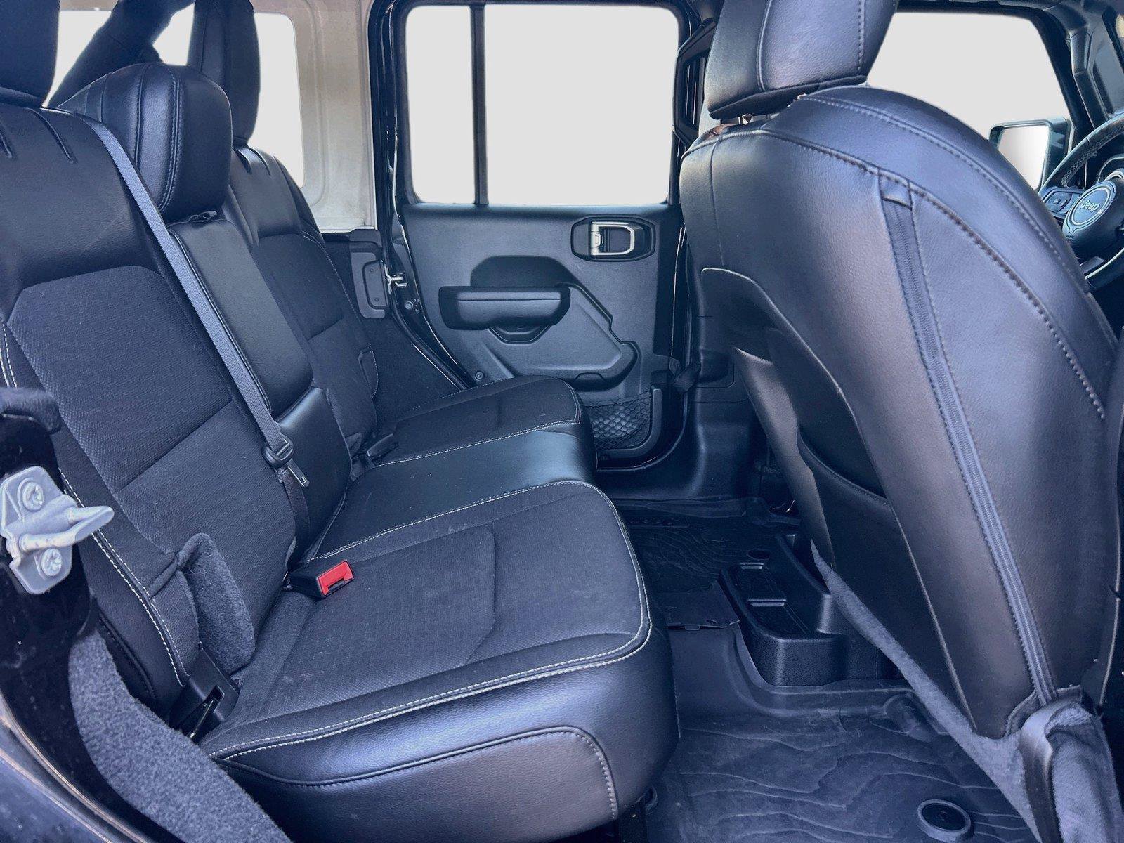Used 2023 Jeep Wrangler Unlimited Sport AWD/4WD image 23