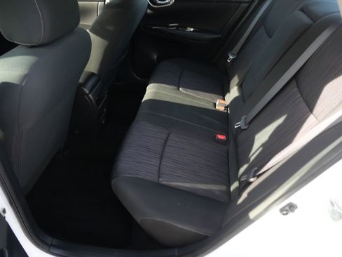 Used 2019 Nissan Sentra SV image 18