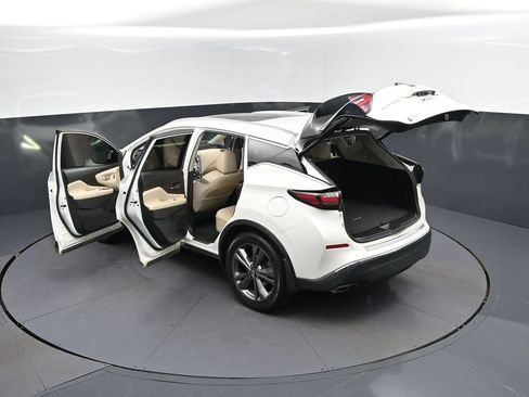 Used 2023 Nissan Murano Platinum w/ Cargo Package FWD image 2