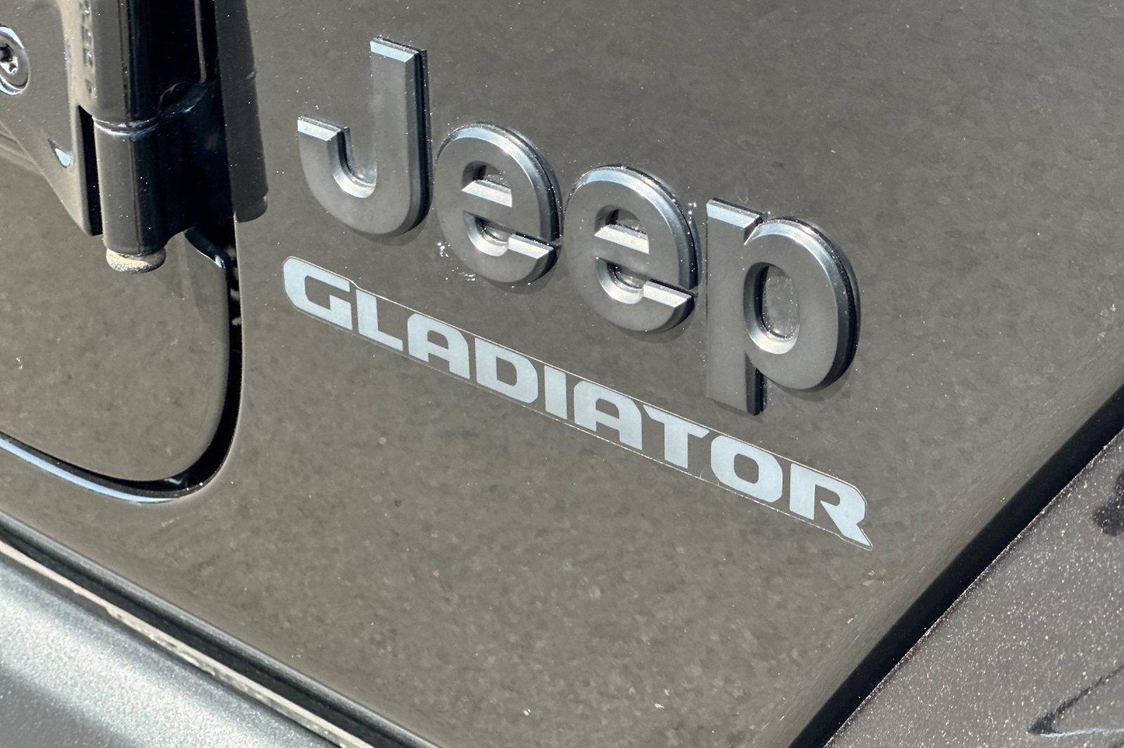 Used 2021 Jeep Gladiator Sport AWD/4WD image 37
