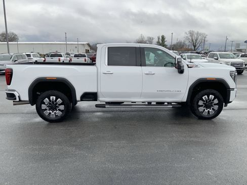 Used 2025 GMC Sierra 2500 Denali image 19