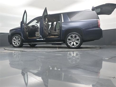 Used 2018 GMC Yukon XL Denali image 55