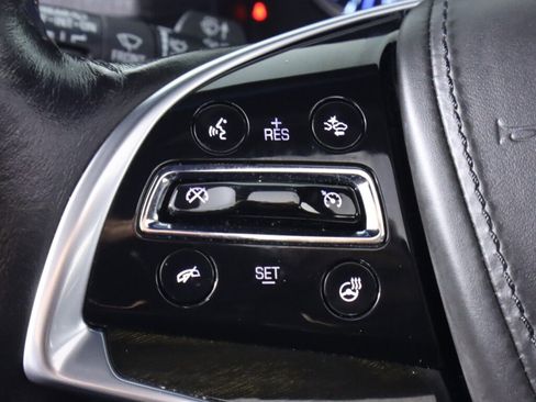 Used 2016 Cadillac Escalade Platinum AWD/4WD image 12