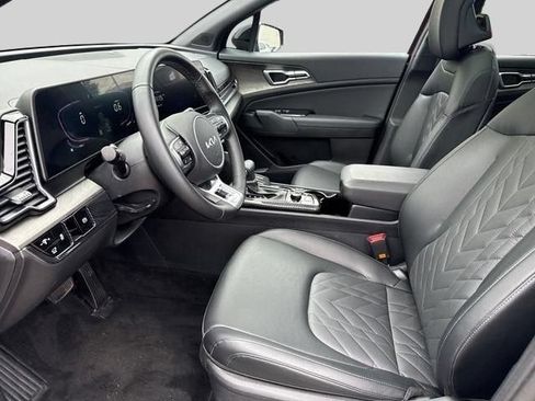 Used 2025 Kia Sportage X-Line w/ Premium Package AWD/4WD image 6