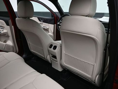 New 2026 Mercedes-Benz GLB 250 image 25