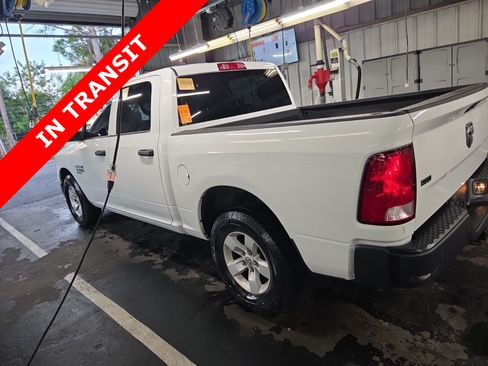 Used 2022 RAM 1500 Classic SLT w/ Trailer & Traction Group RWD image 3