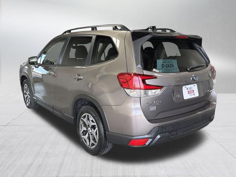 Certified 2024 Subaru Forester Premium AWD/4WD image 5