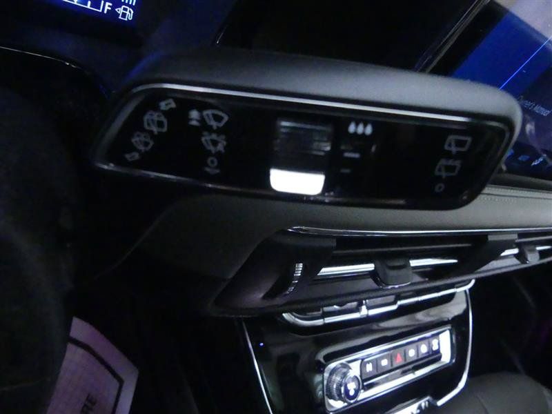 Used 2023 Lincoln Corsair Grand Touring w/ Equipment Group 301A AWD/4WD image 23