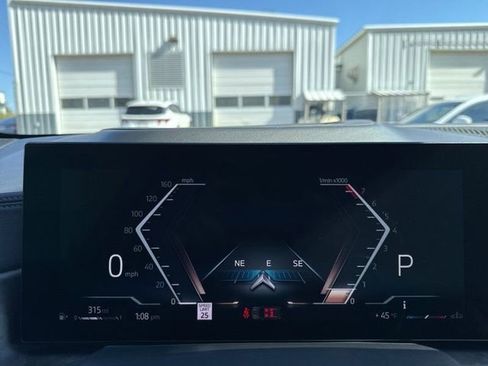 Used 2024 BMW X5 sDrive40i image 20