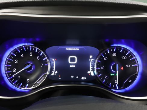 New 2027 Chrysler Pacifica Limited FWD image 20