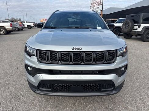 New 2026 Jeep Compass Latitude image 2