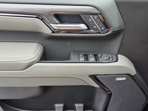 New 2026 Chevrolet Silverado 1500 ZR2 AWD/4WD image 12
