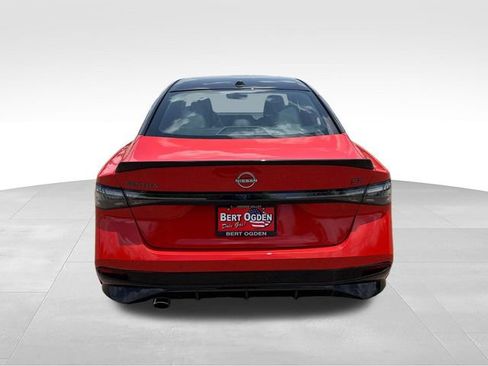 New 2026 Nissan Sentra SR w/ SR Premium Package FWD image 6