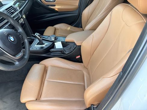 Used 2018 BMW 330i Sedan RWD image 9