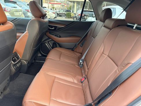 Used 2020 Subaru Outback Touring AWD/4WD image 24