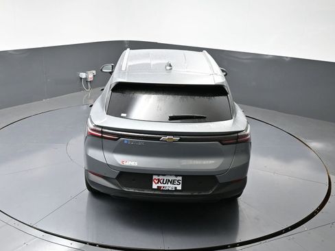 New 2026 Chevrolet Equinox EV LT image 39