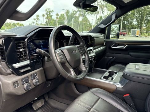 Used 2024 Chevrolet Silverado 2500 High Country w/ Midnight Edition AWD/4WD image 21