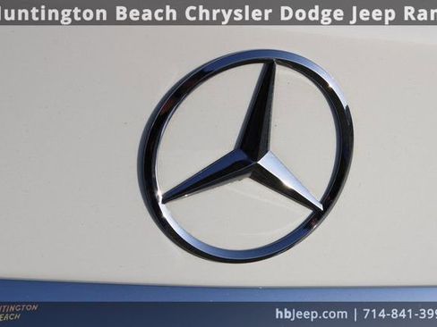 Used 2021 Mercedes-Benz C 300 Sedan image 7