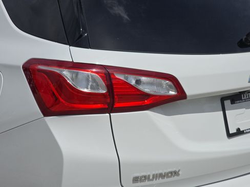 Used 2020 Chevrolet Equinox Premier FWD image 33