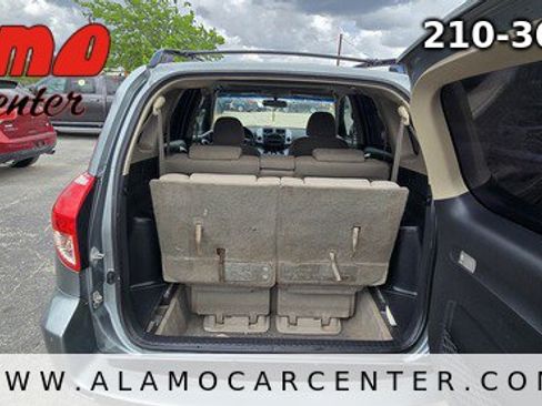 Used 2006 Toyota RAV4 Limited image 25