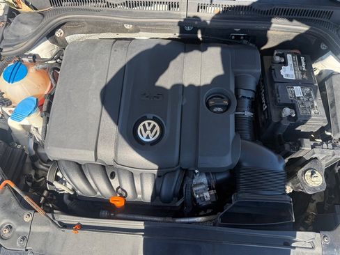 Used 2013 Volkswagen Jetta SE image 22