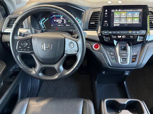 Used 2024 Honda Odyssey EX-L image 16