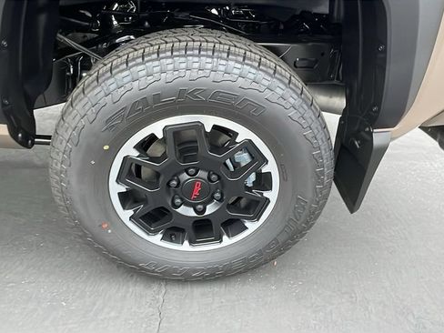New 2026 Toyota Tacoma TRD Off-Road AWD/4WD image 10