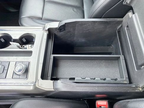 Used 2020 Ford Expedition XLT w/ Equipment Group 201A image 13