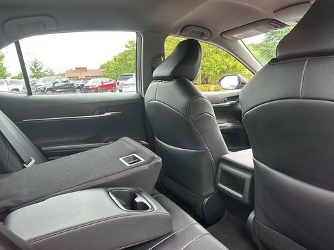 Used 2024 Toyota Camry SE FWD image 22